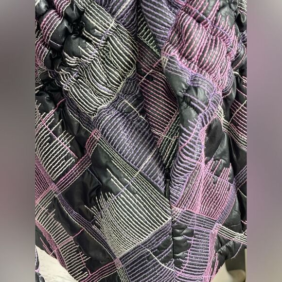 Samuel Dong Puffer Jacket w/Abstract Embroidered Lines Size L - Picture 4 of 9